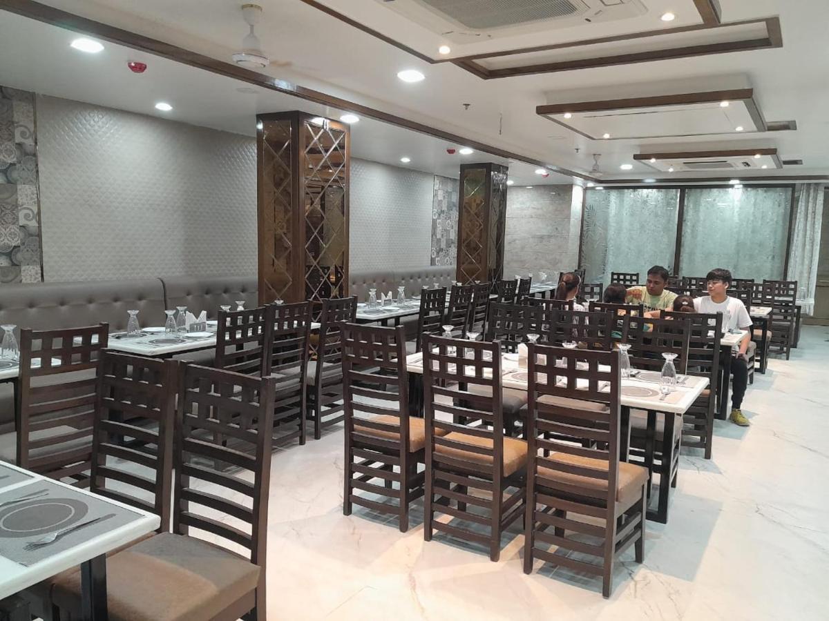 Rich Grand Hotel Agra  Dış mekan fotoğraf