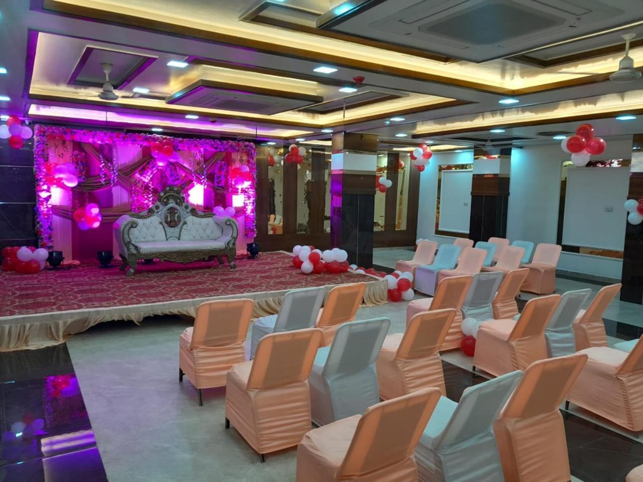 Rich Grand Hotel Agra  Dış mekan fotoğraf