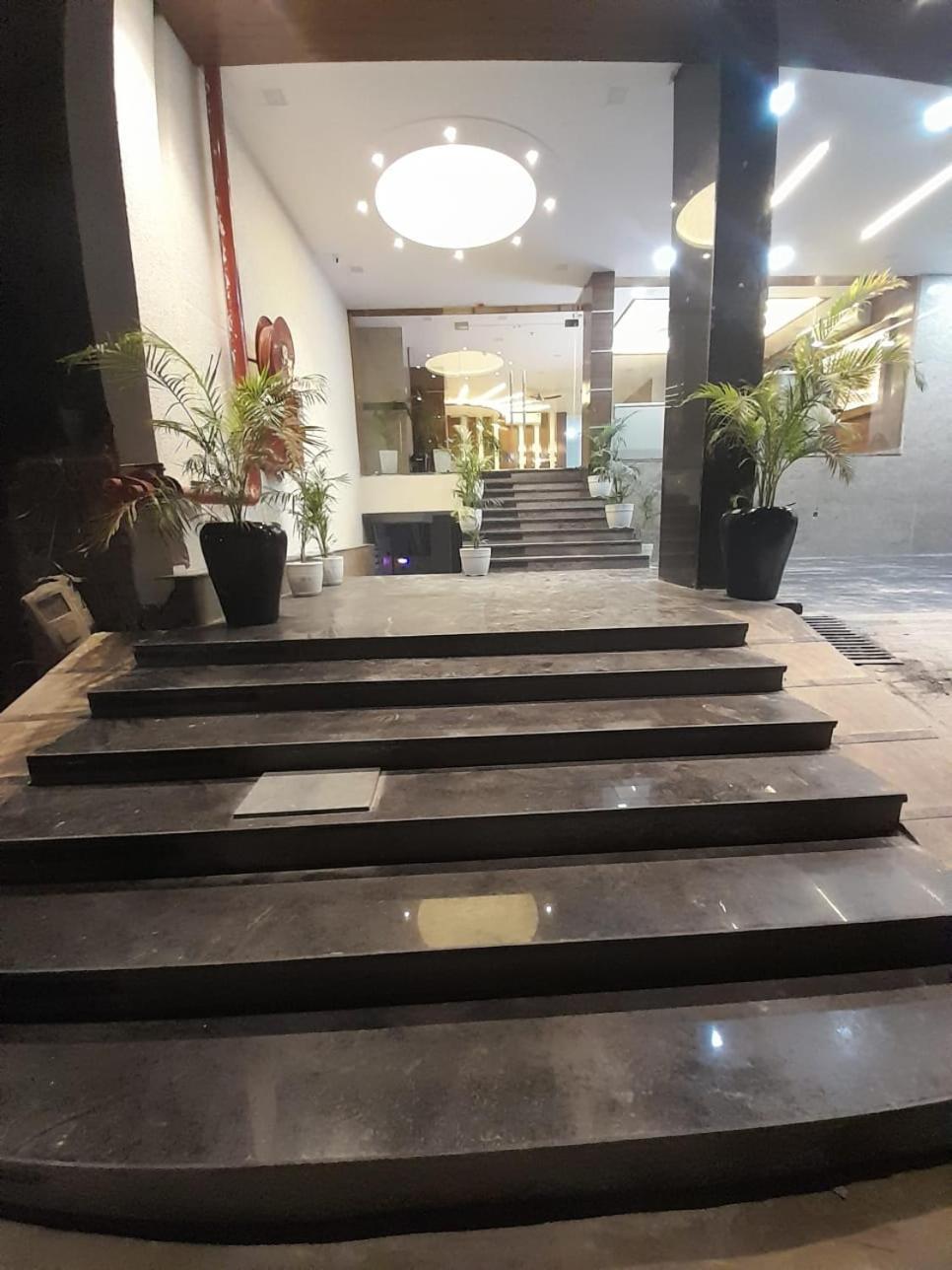 Rich Grand Hotel Agra  Dış mekan fotoğraf