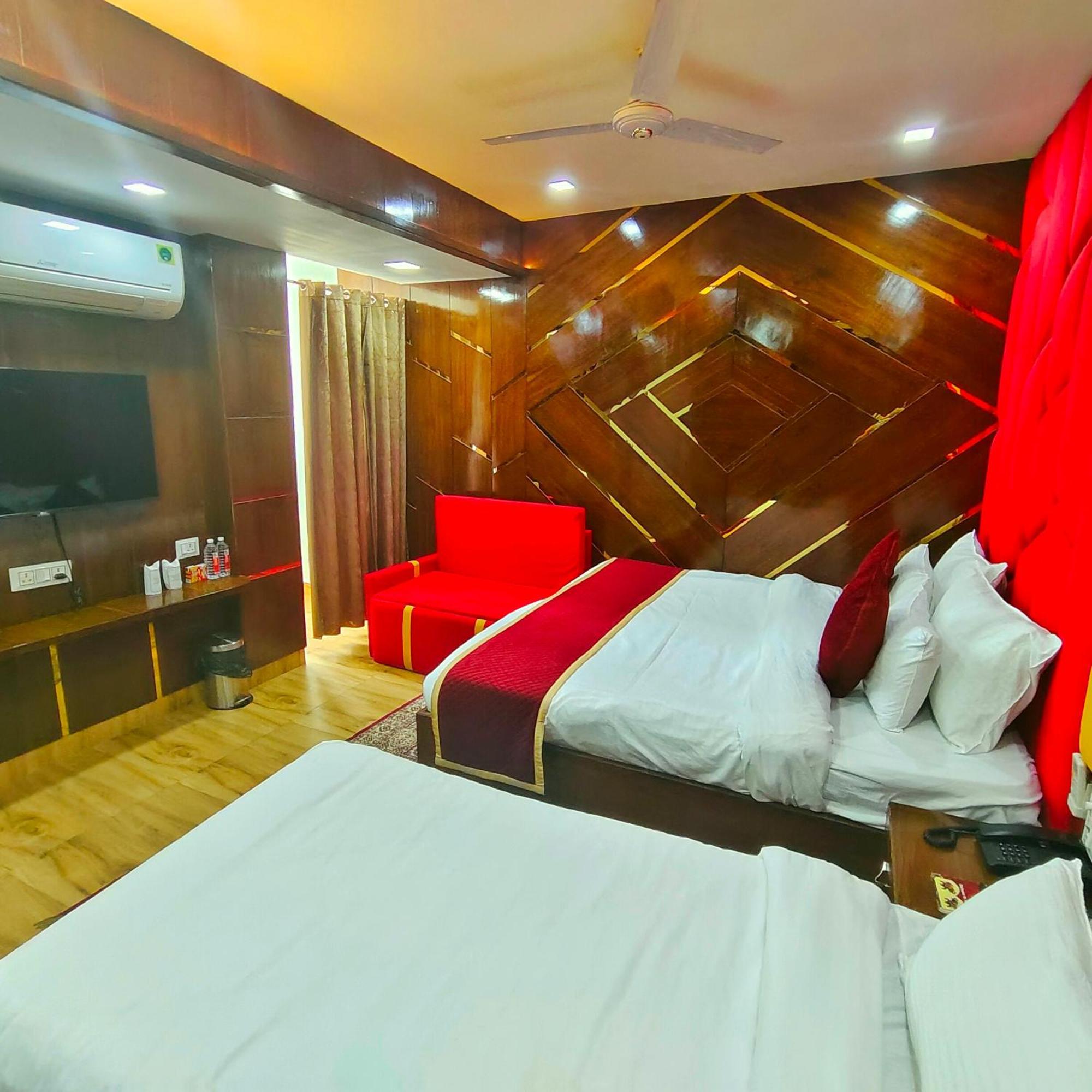 Rich Grand Hotel Agra  Dış mekan fotoğraf